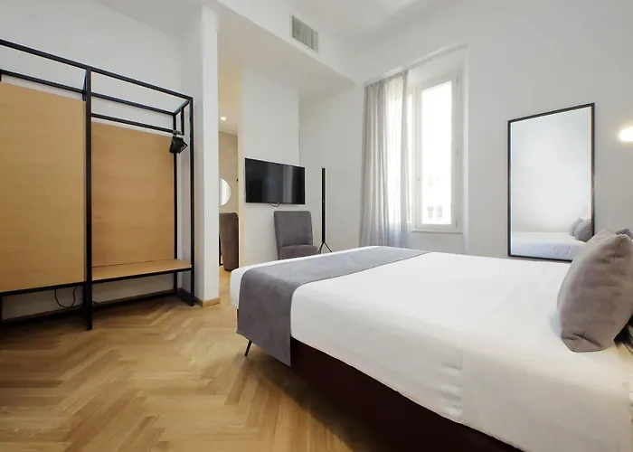 Youroom Abruzzi 4*