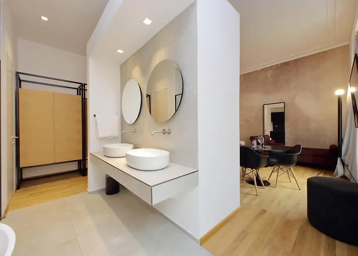Youroom Abruzzi 4* Roma