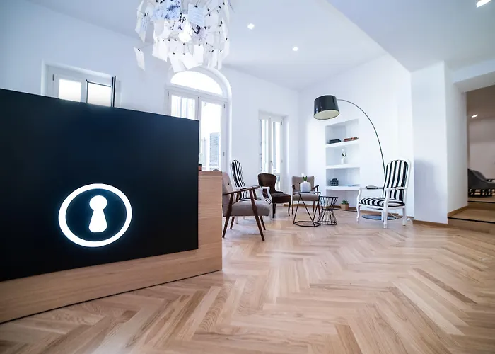 Youroom Abruzzi Gasthuis 4*