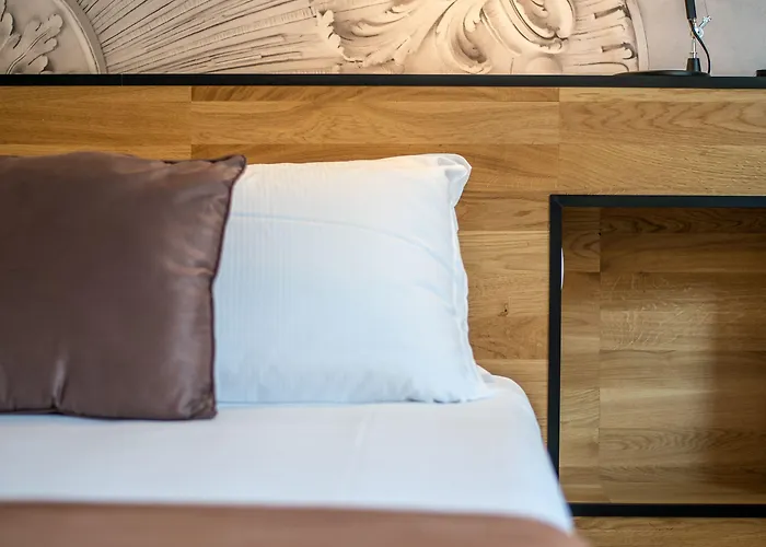 Youroom Abruzzi 4*